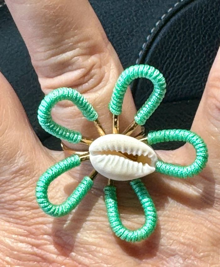 Bague xl réglable acier inoxydable or fleur tissée turquoise ci