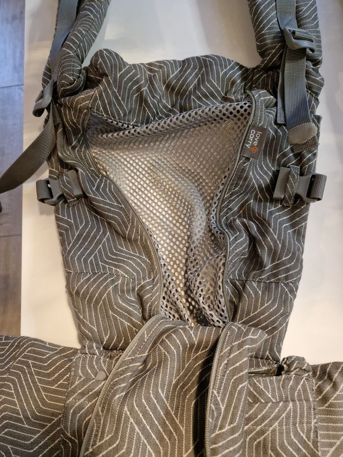 Porte bébé physiologique Love and Carry One - photo numéro 4