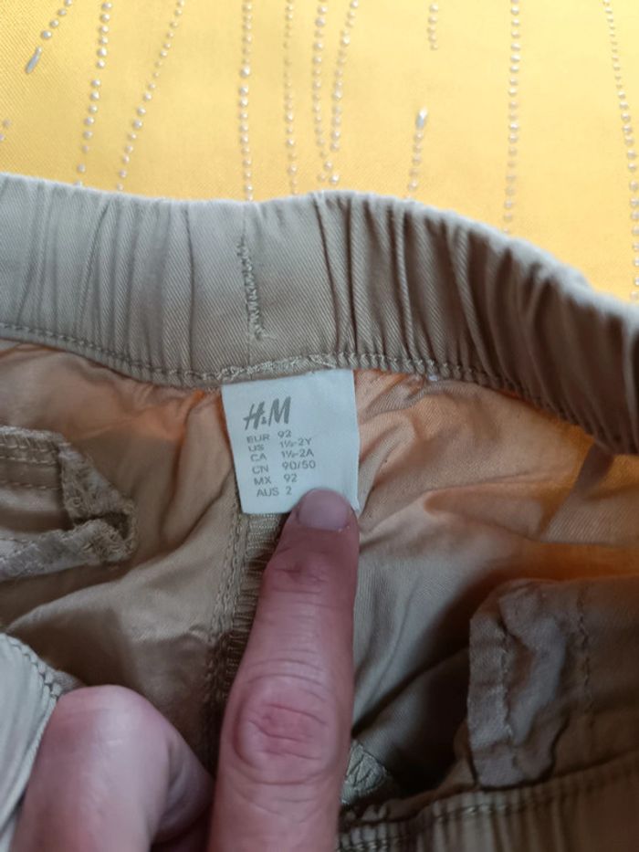 Short shino H&M 18 mois - 2 ans 92 cm - photo numéro 3