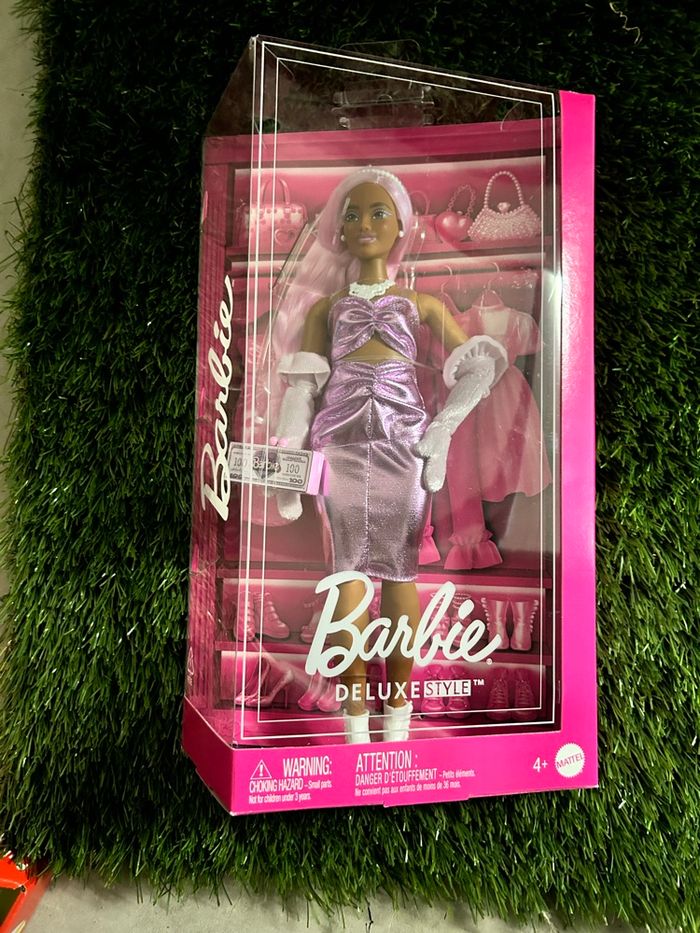 BARBIE DELUXE STYLE TENUE DE SOIRÉE