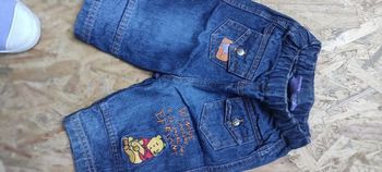 Jean Winnie l ourson Disney 6 mois