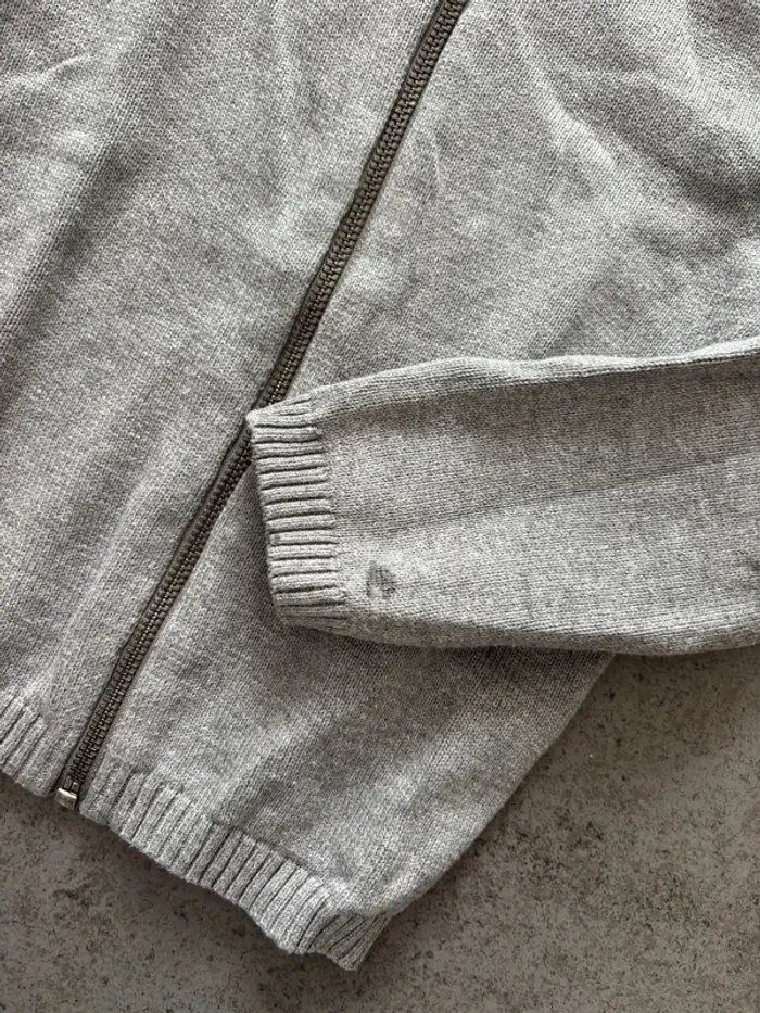 Gilet gris - photo numéro 2