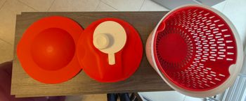 Essoreuse à salade tupperware en très bon état