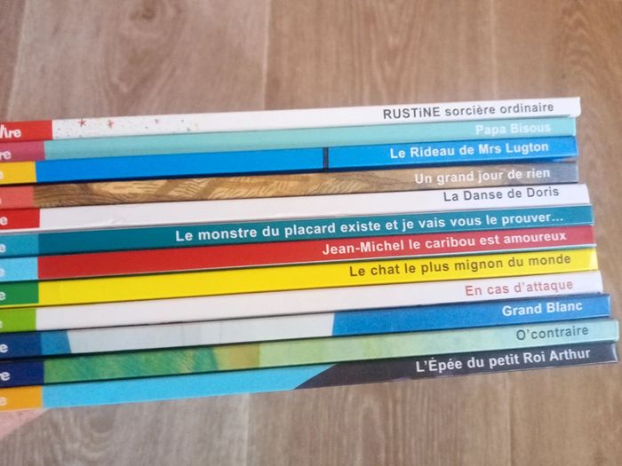 12 livres collection Les Mercredis à Lire - photo numéro 4