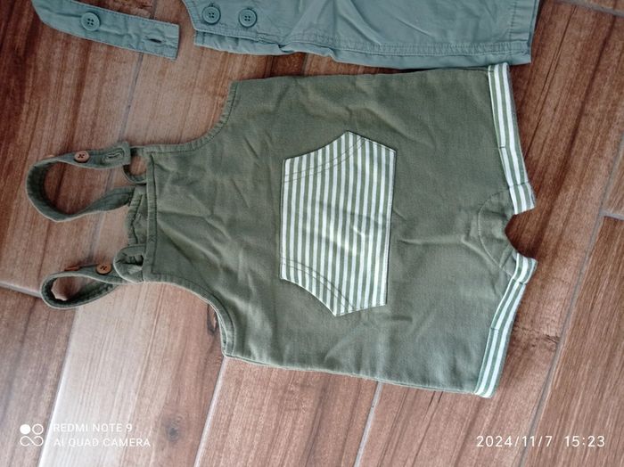 Lot 2 salopettes kaki et vert d'eau 12/18 mois - photo numéro 2