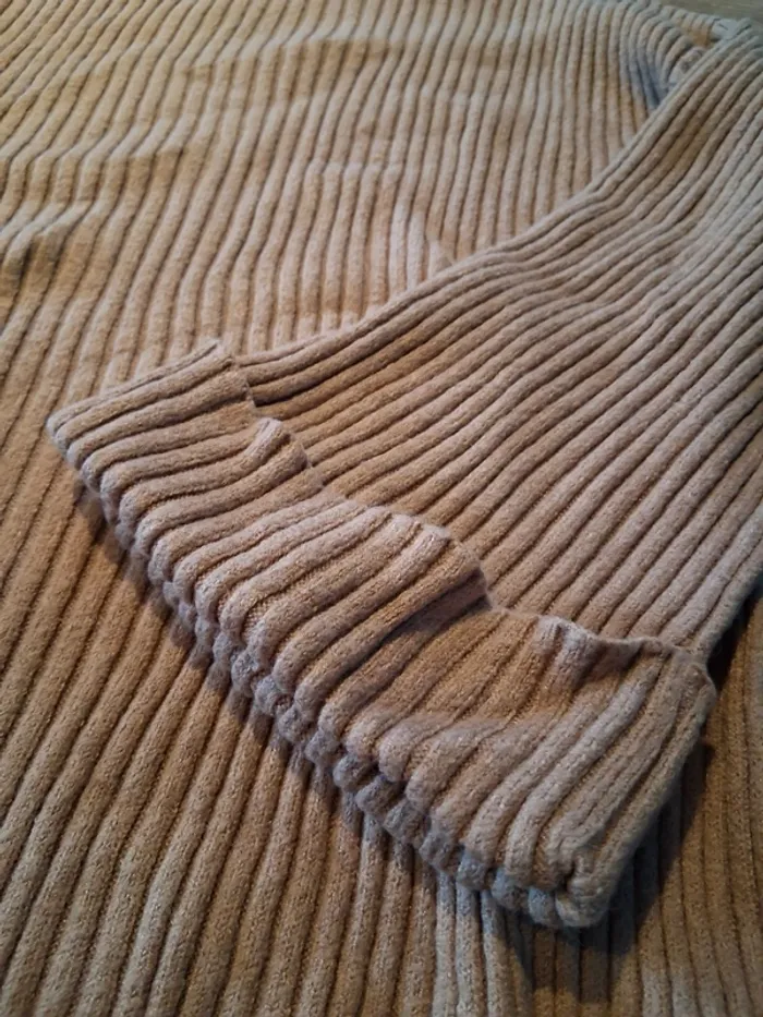 Pull Pull&Bear - photo numéro 2