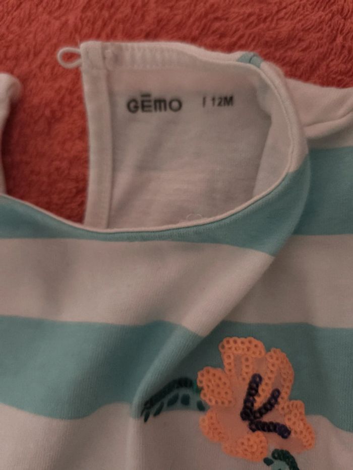 T-shirt manches courtes bébé fille 12 mois Gémo très bon état - photo numéro 3