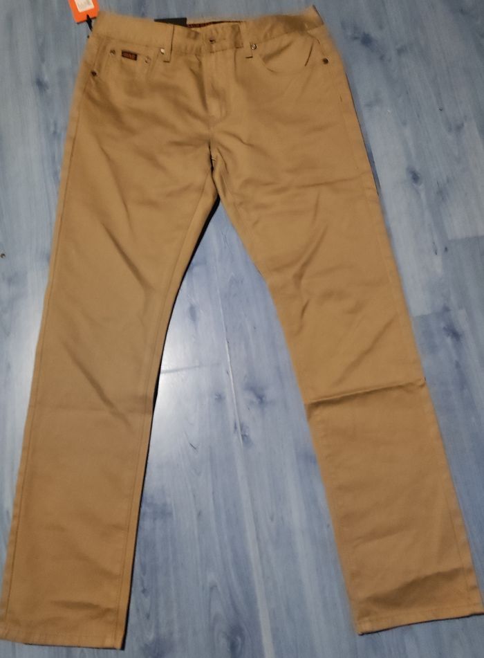 Jeans droit Gianni Feraud Taille S (32) Neuf avec étiquettes