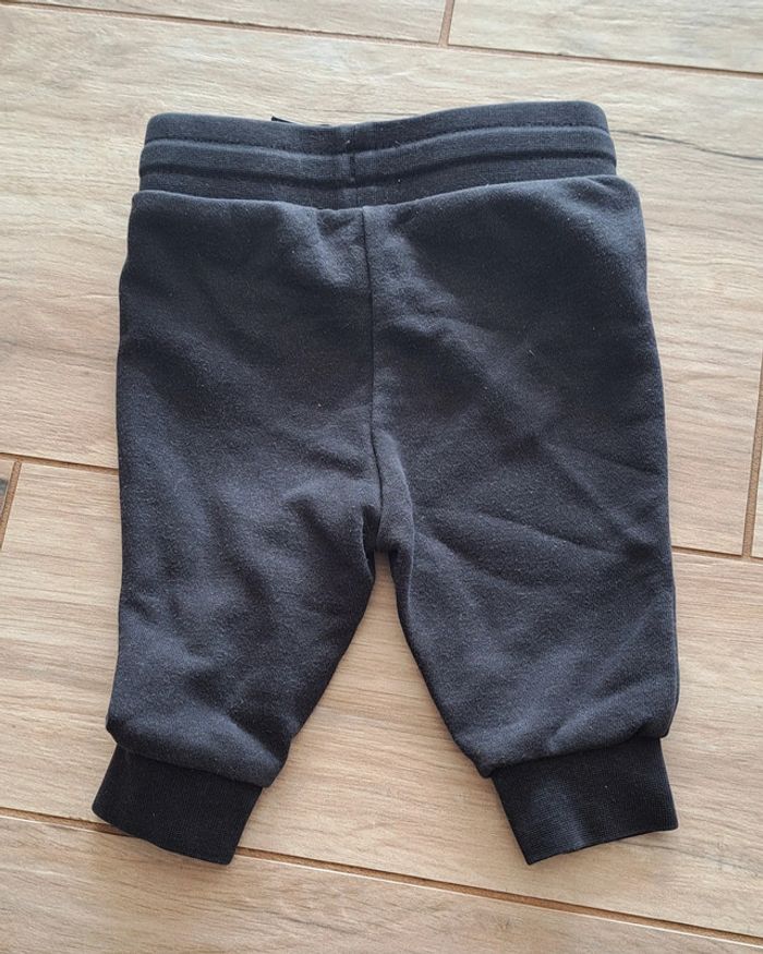 Pantalon Adidas 3 mois - photo numéro 2