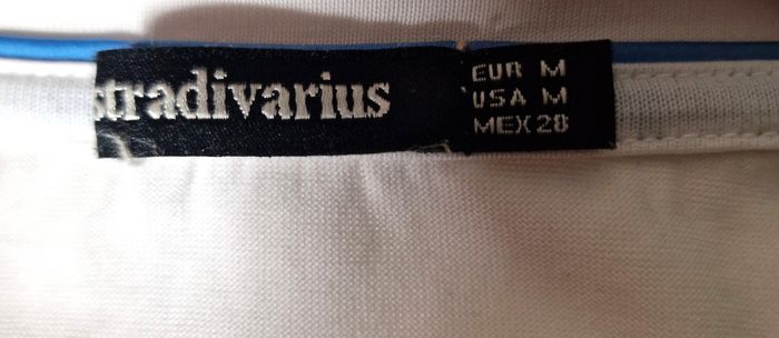 T-shirt court Stradivarius – M – Blanc – État : Très bon - photo numéro 4