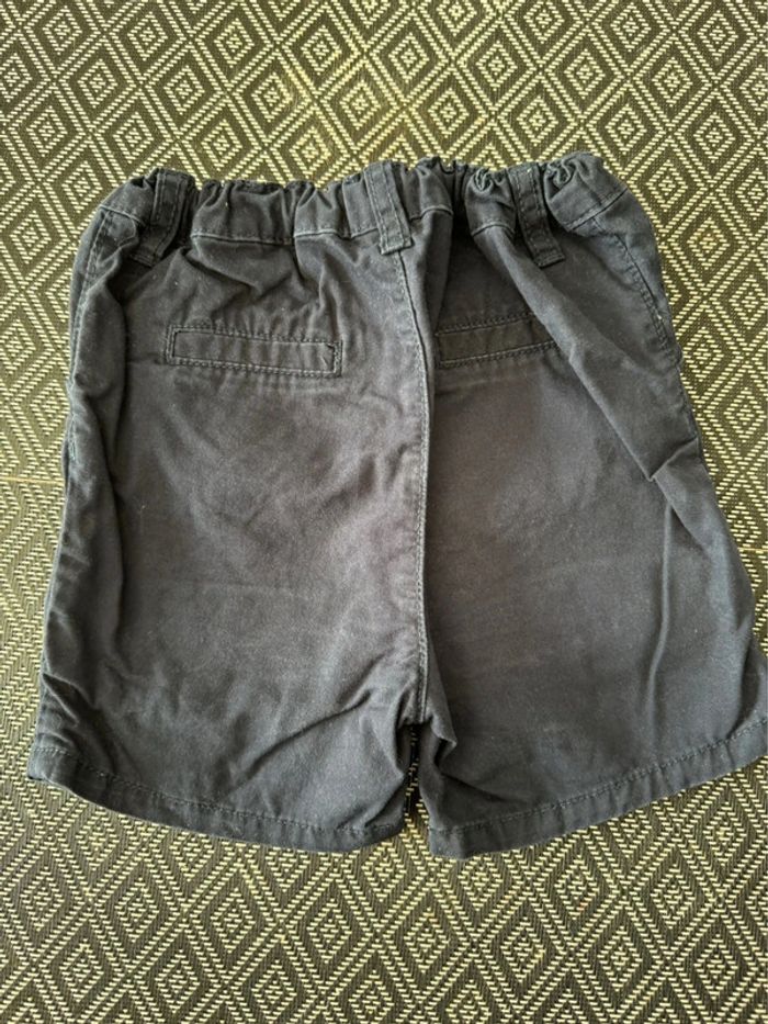 Short 3 - photo numéro 3