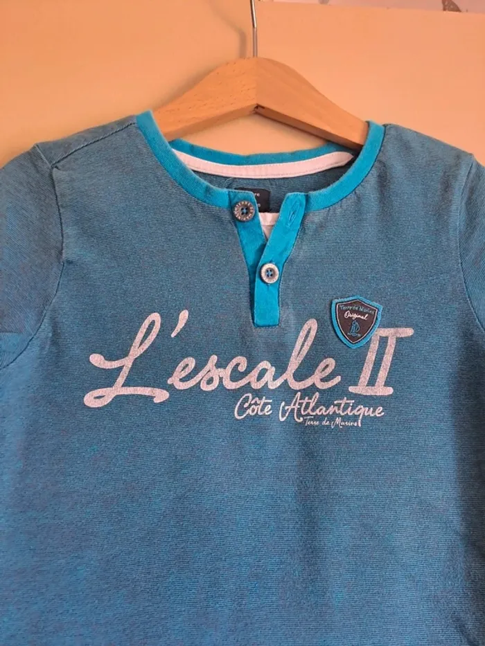 T-shirt garçon 5 ans terre de marins turquoise comme neuf - photo numéro 5