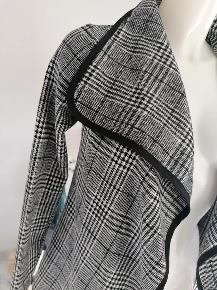 Veste sans boutonnage shein S - photo numéro 2