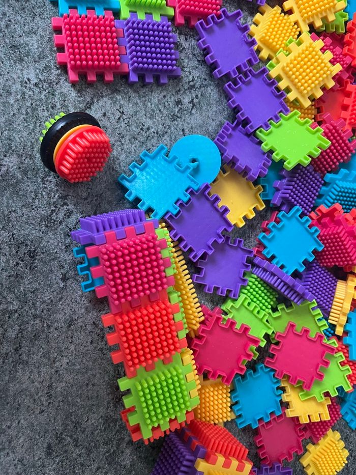 Bloc de construction a picot - photo numéro 4