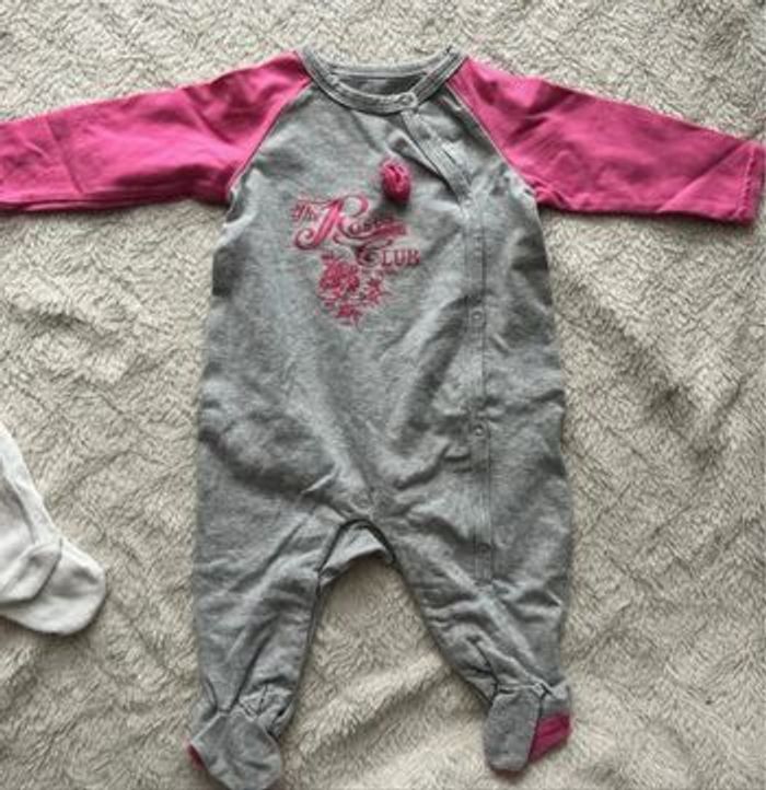 Lot de pyjamas bébé fille – Taille 3 mois - photo numéro 3