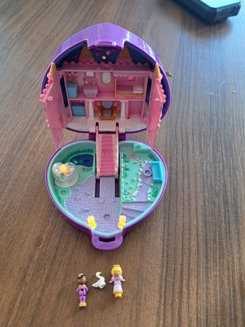 Polly pocket château Mattel 2021