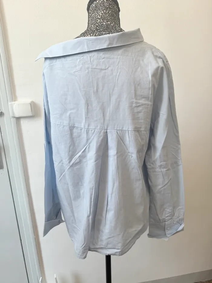 Blouse bleu ciel Zara – taille M - photo numéro 2