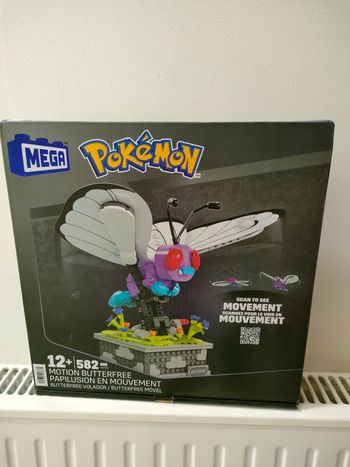 Boîte pokémon neuve