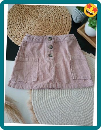 Jolie Jupe courte  Zara Taille 5 ans🌿💝