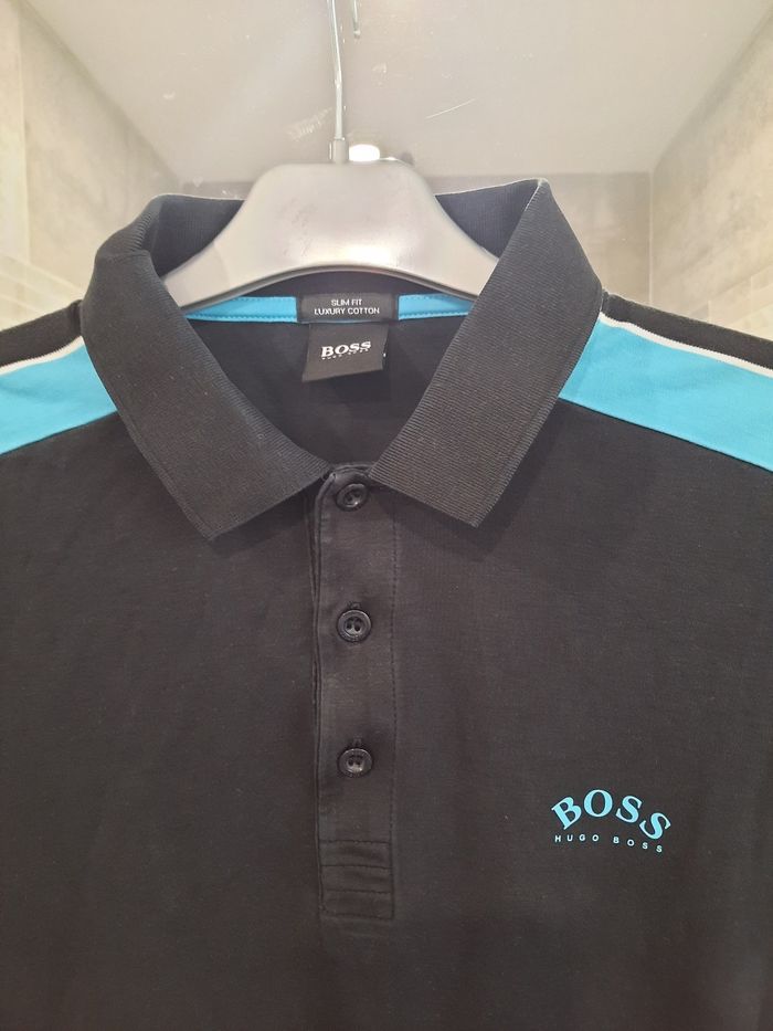 Polo Hugo Boss noir bande bleue slim fit – Taille M - photo numéro 5