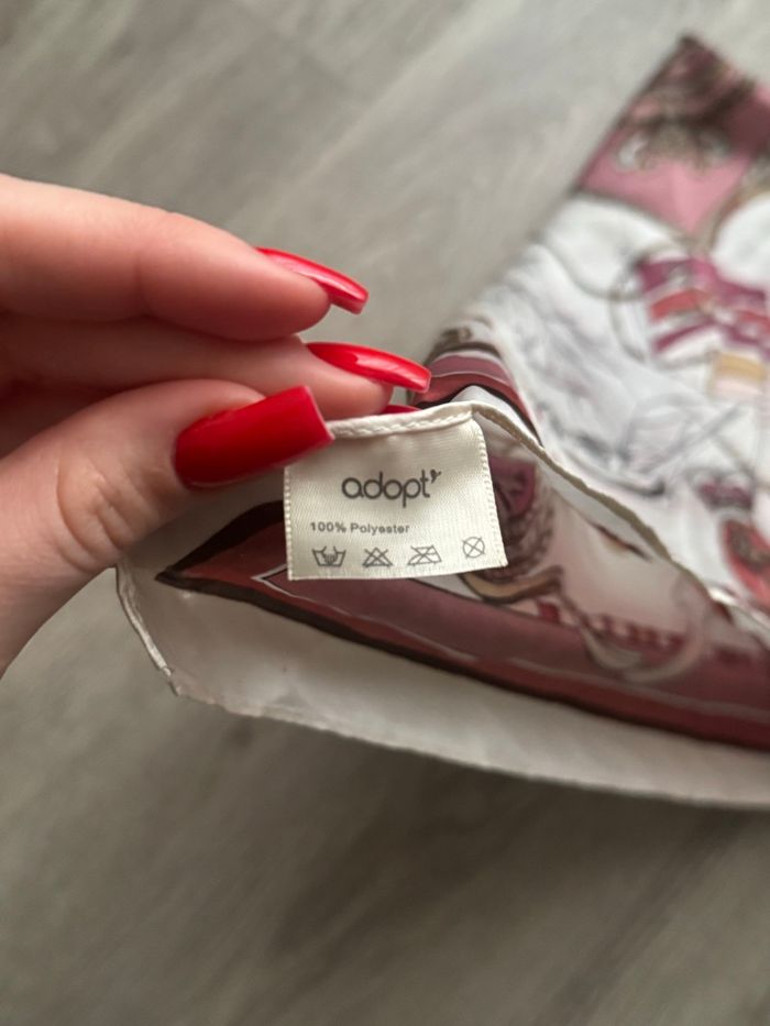 Foulard blanc et rose - photo numéro 3