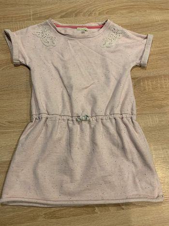 Robe 8 ans