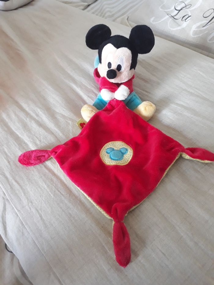 Doudou Mickey