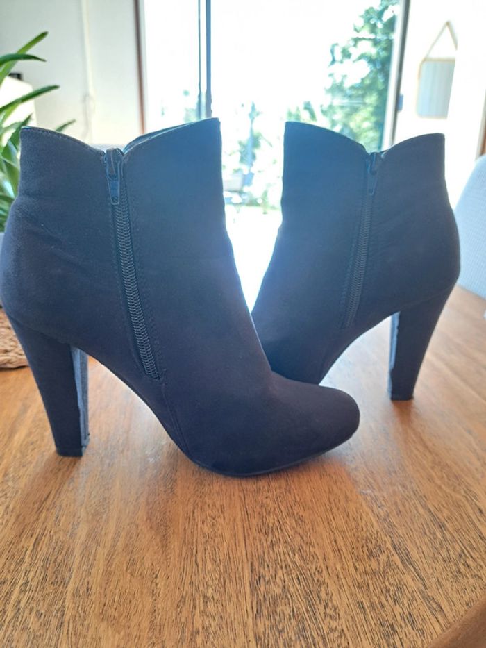 Bottines a talons neuves - photo numéro 3