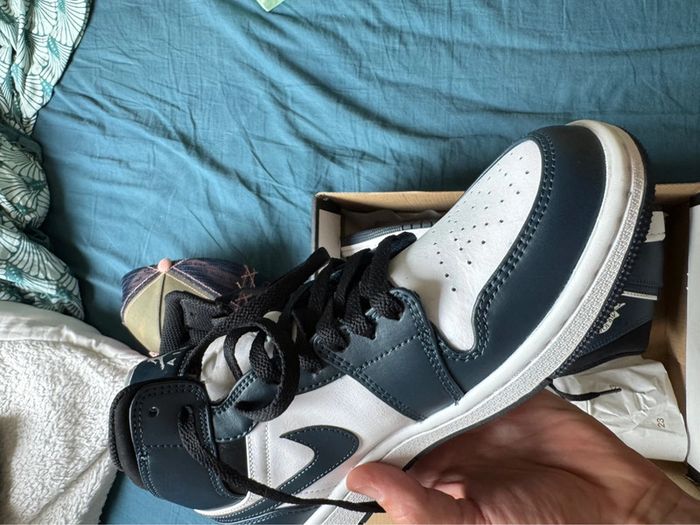 Air Jordan 1 Mid Navy / White – Taille 41 – Neuf avec boîte - photo numéro 7