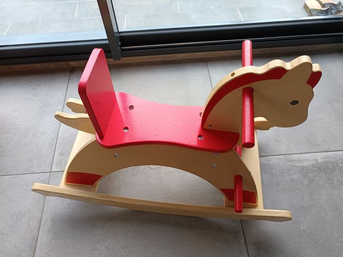 Cheval à bascule - photo numéro 2