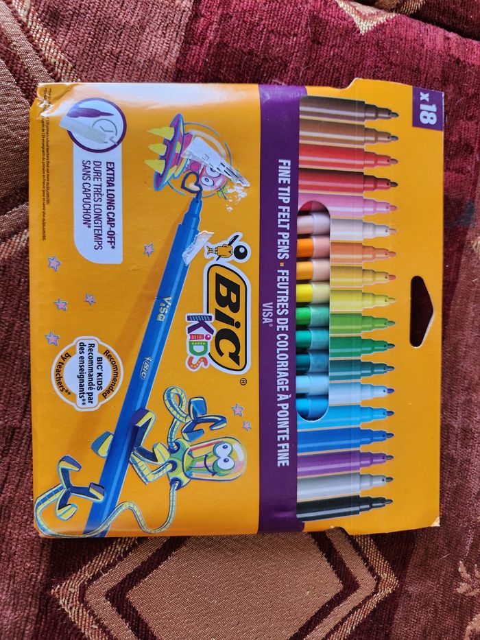 18 feutres bic - photo numéro 1