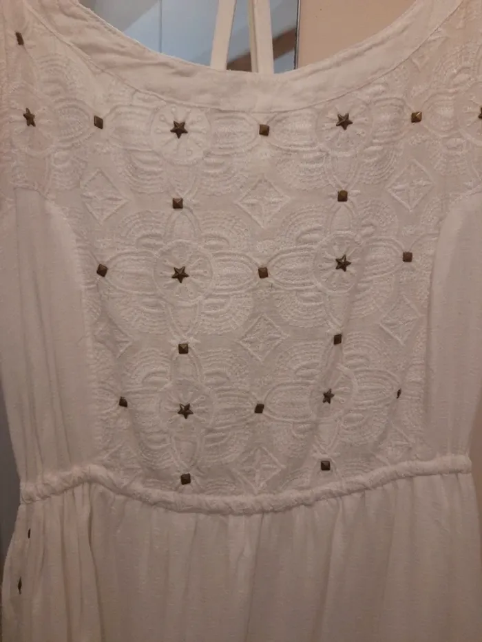 Robe courte Bershka de taille 38 - photo numéro 3