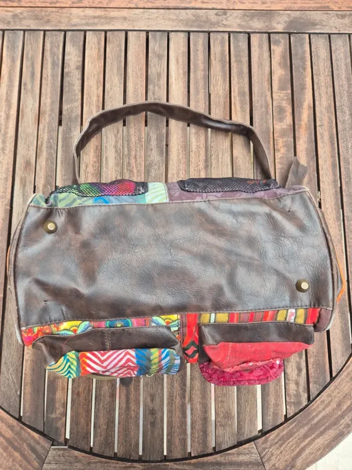Sac fourre-tout  Desigual bon état - photo numéro 3