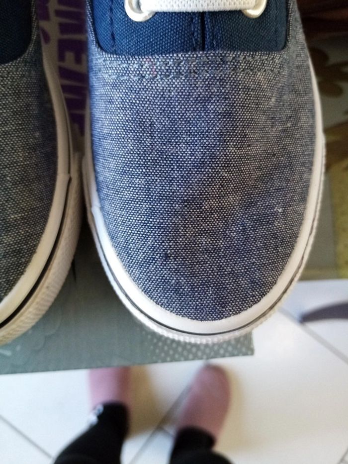 Chaussure garçon T. 30 neuf - photo numéro 3