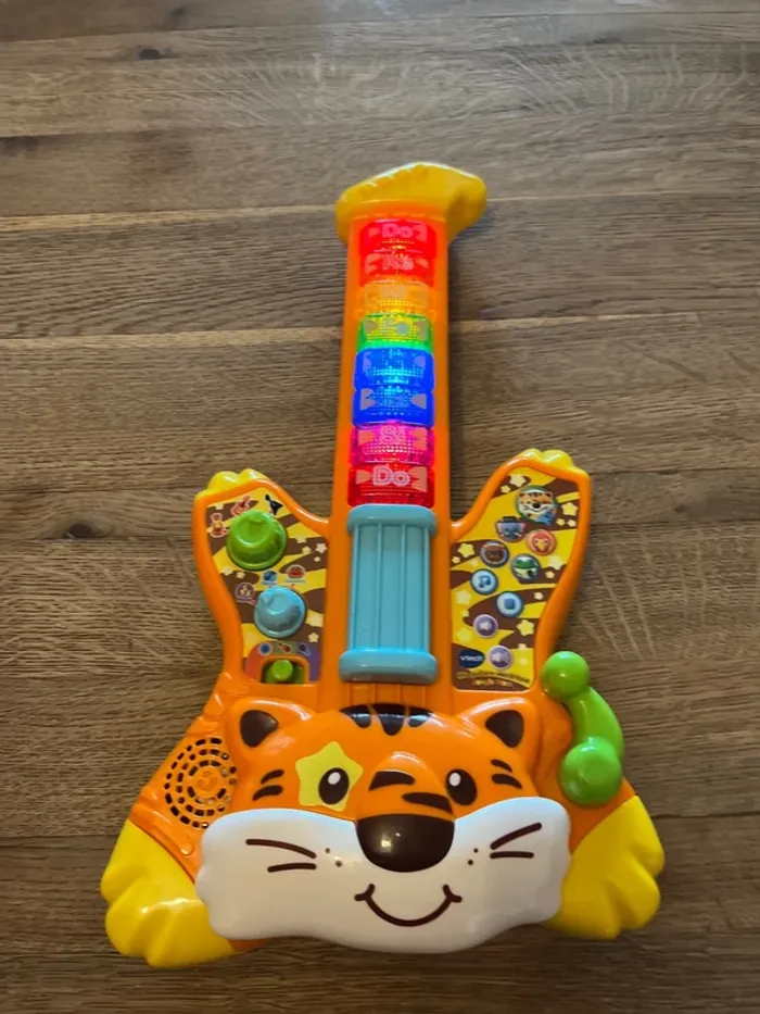 Guitare 1 er âge