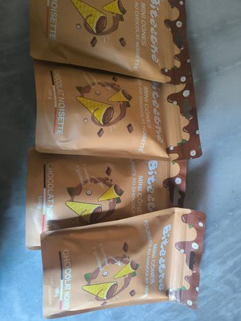 Lot de 4 mini cônes chocolat noisette date courtes