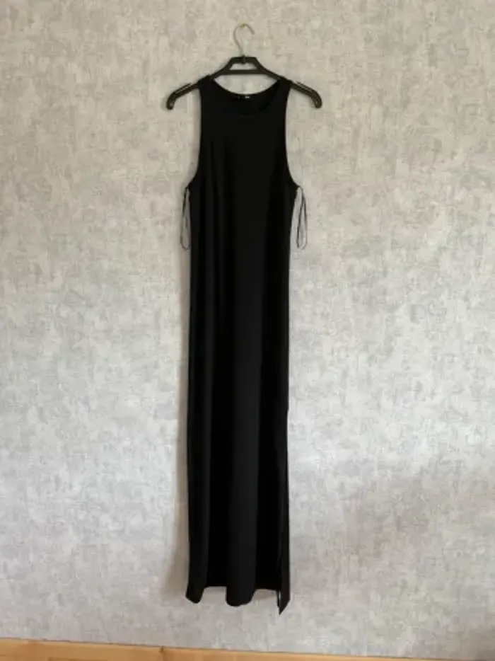 robe longue noire à bretelles Jennyfer taille S