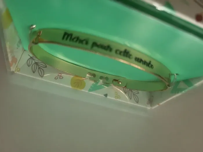 Bracelet merci pour cette année - photo numéro 2