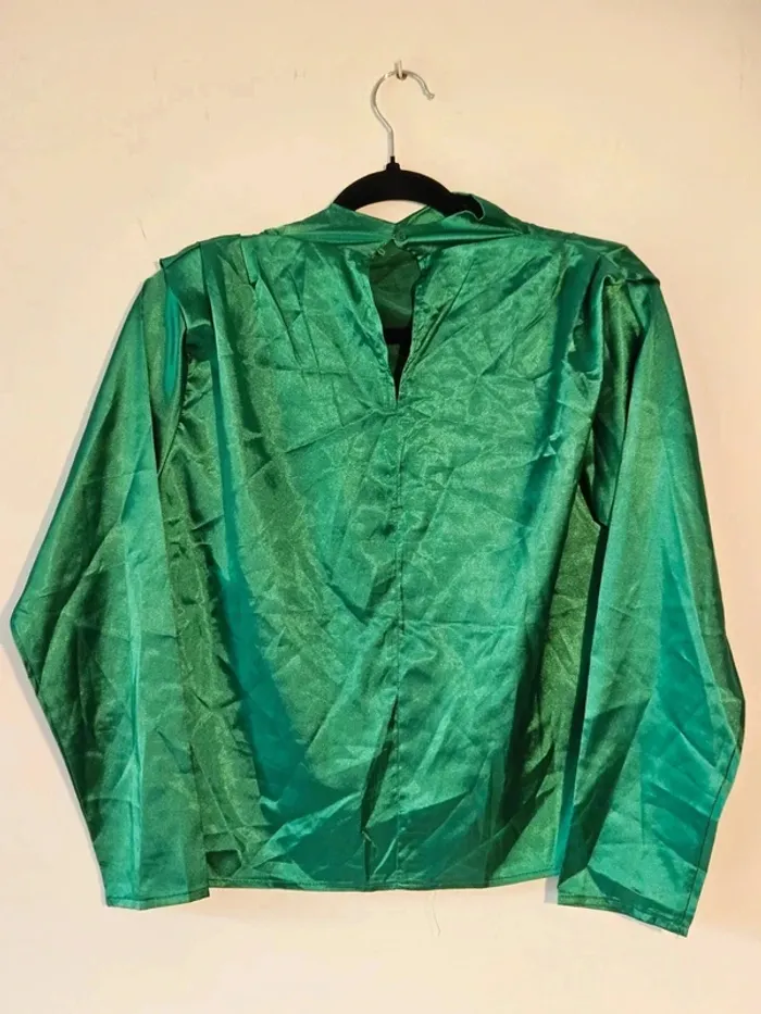Blouse verte émeraude taille 36/S - photo numéro 2