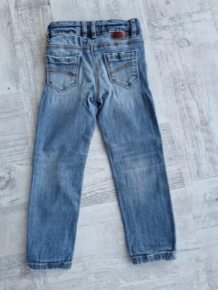 Jeans effet usé Taille 3 ans - photo numéro 2