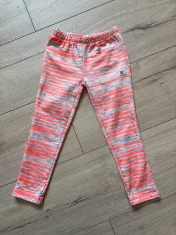 Legging Domyos couleur flashy Taille 18mois