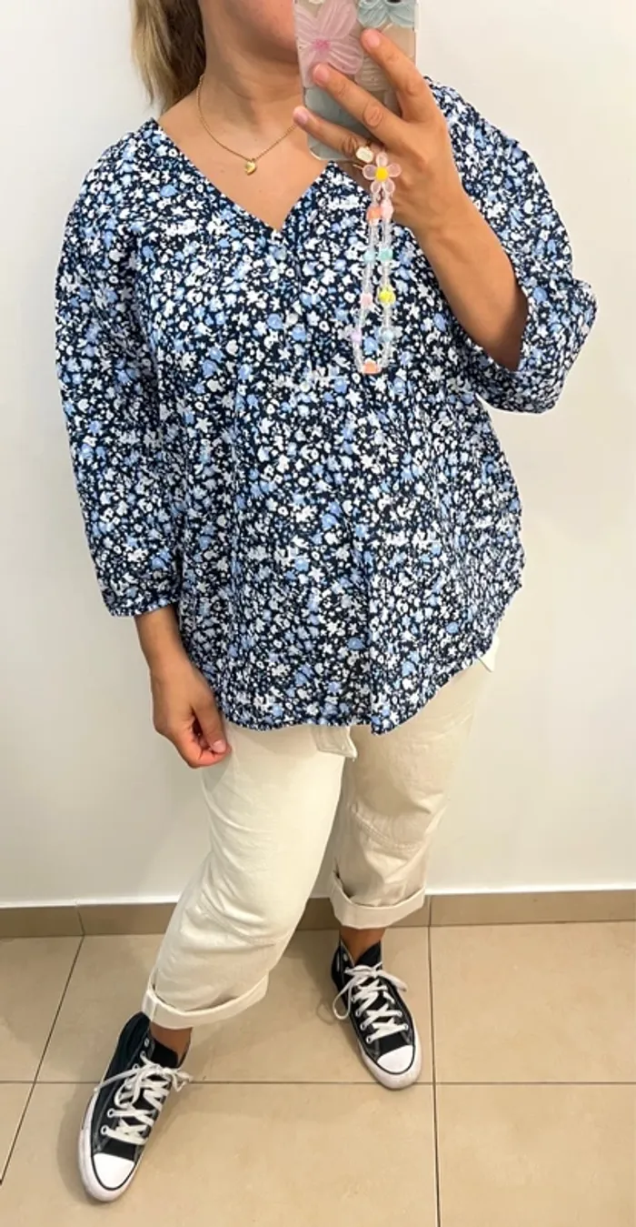 Blouse Fleurie Femme Taille 44-46 - photo numéro 7