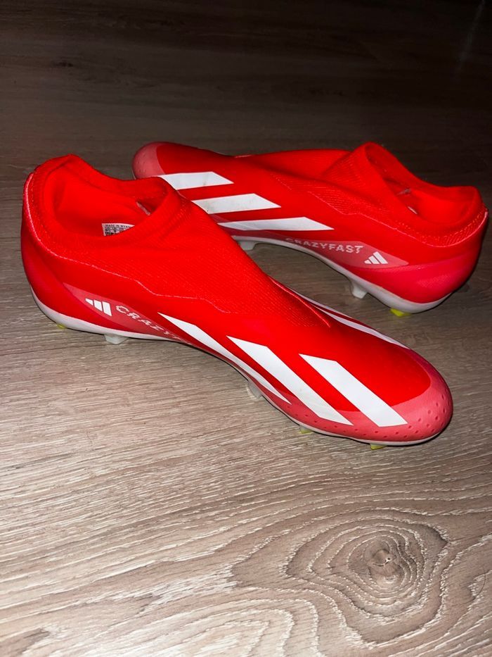 Crampon moulés Adidas - photo numéro 3