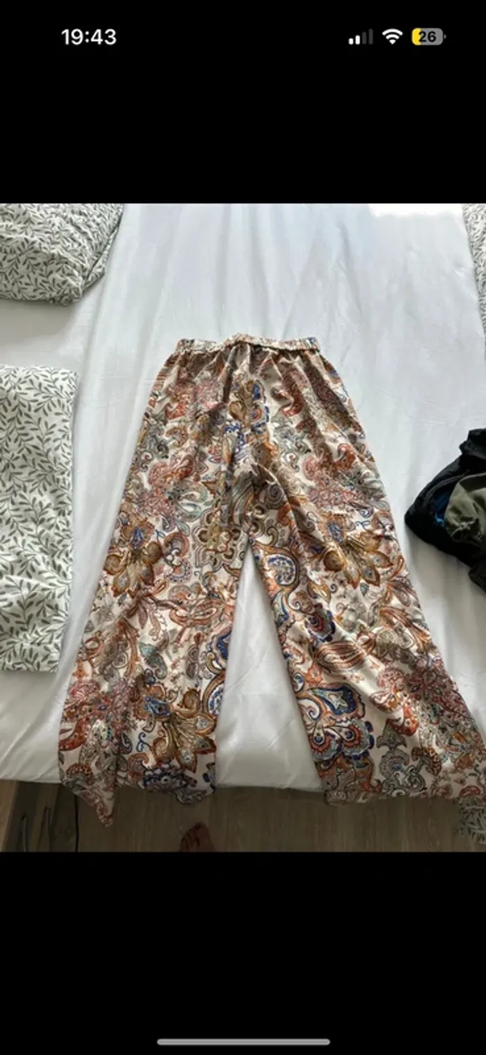 Pantalon à motif fluide
