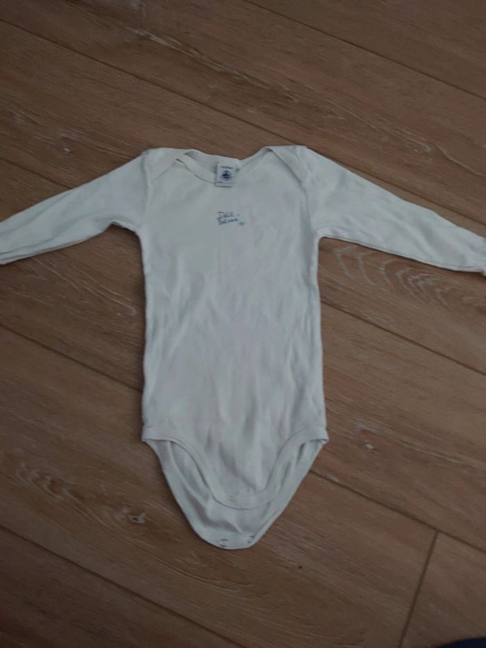Lot 5 bodies toutes marques - photo numéro 4