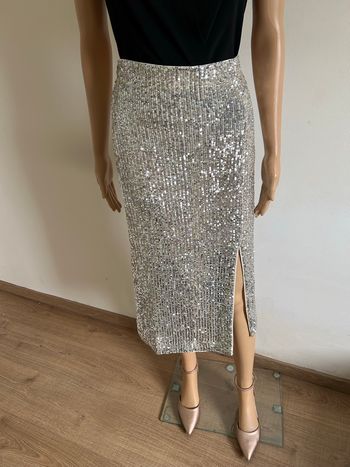 Jupe mi longue neuve en sequins Morgan taille 40 (valeur 70€)
