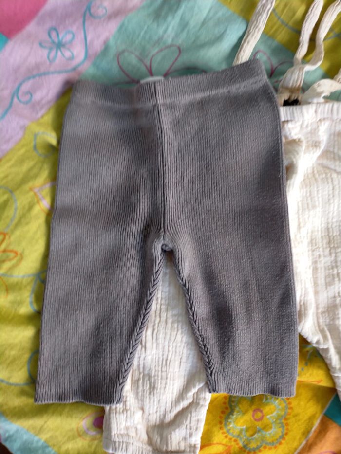 Lot 3 pantalons 6 mois - photo numéro 4