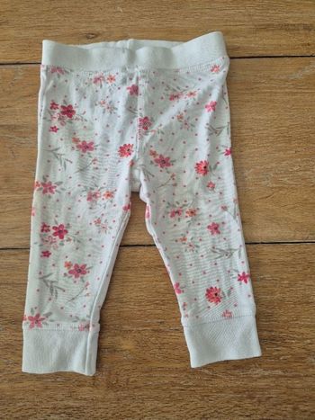 Legging blanc fleurs rose 3 mois bluezoo