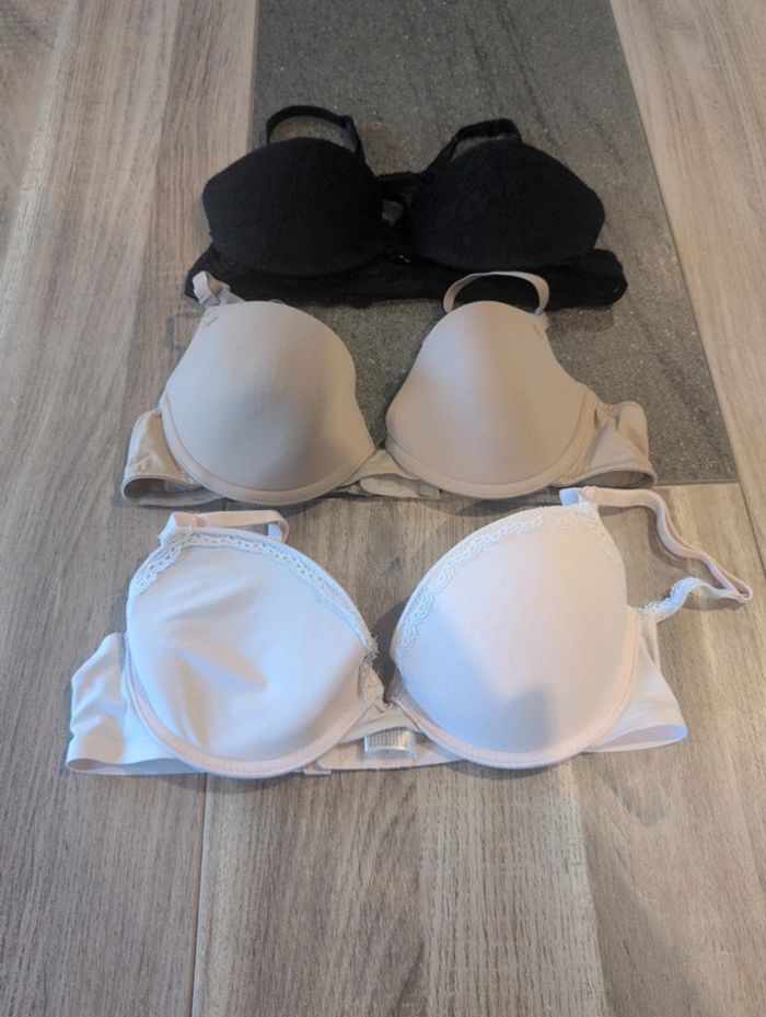 Lot 3 soutiens-gorges