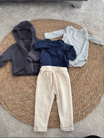 Lots vêtements 6 mois 